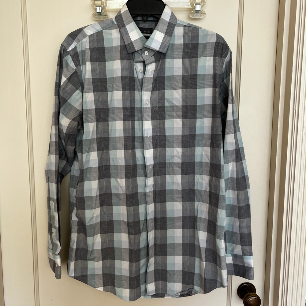 Calibrate trim fit dress shirt